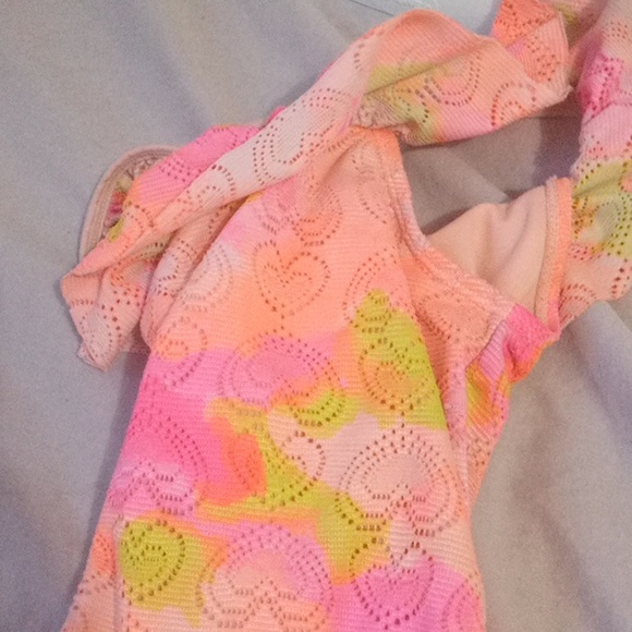 Bathing suit - Picture 3 of 4